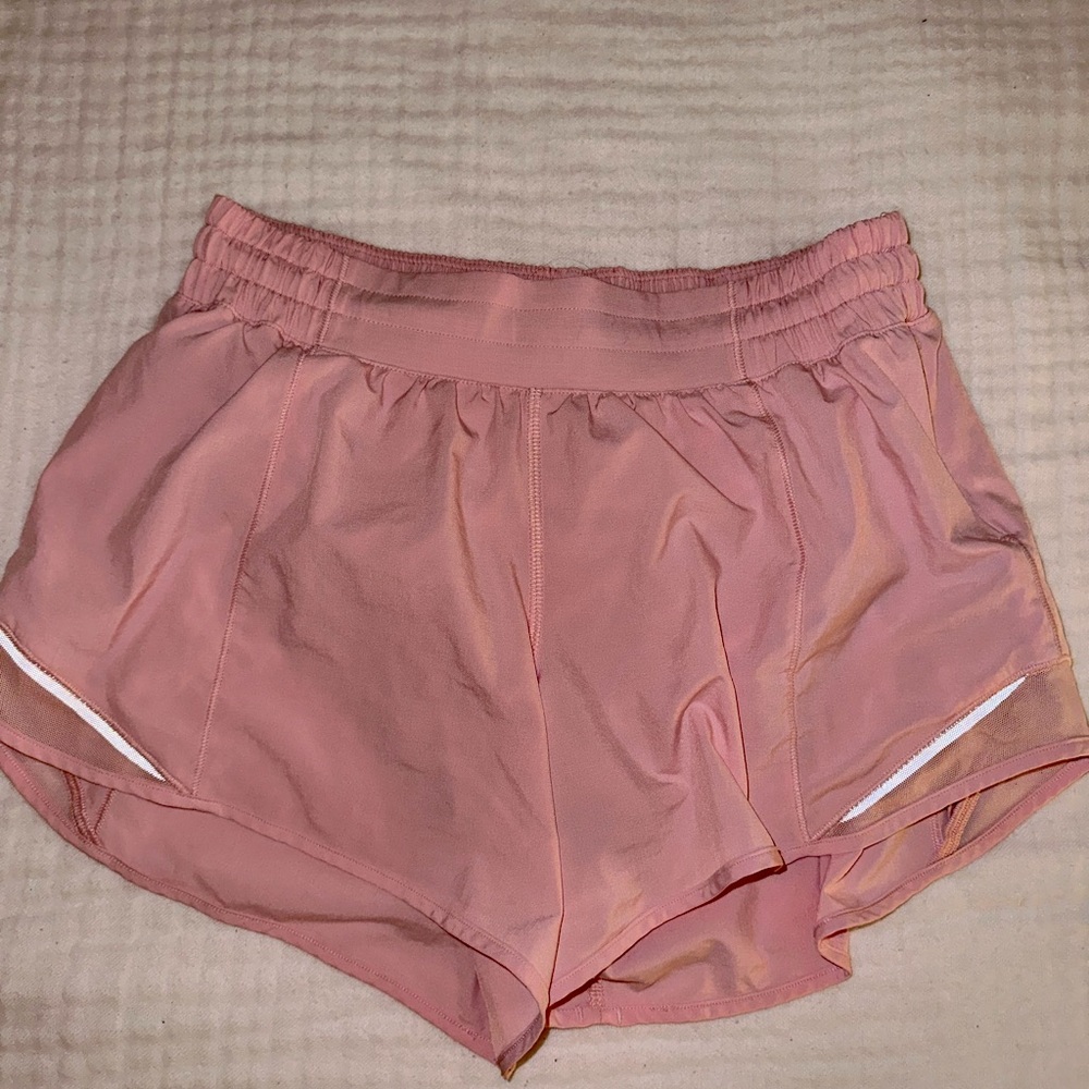 LULULEMON Pink Hotty Hot Low-Rise Lined Short 4 inch